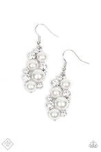 Load image into Gallery viewer, Fond of Baubles - White  FFA-1021  S205
